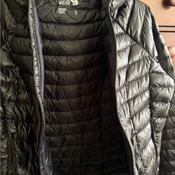 Mountain Hardwear Ghost Whisperer Shiny Black Puffer Jacket with hoody - Picture 5 of 10